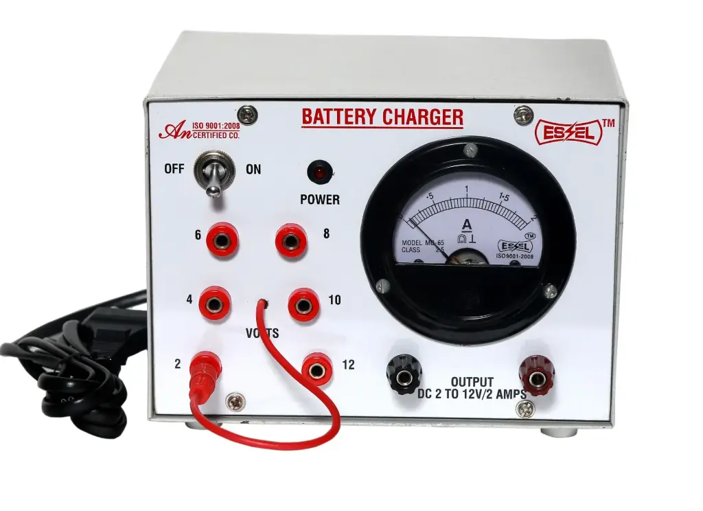EL 104 Battery charger (2).webp